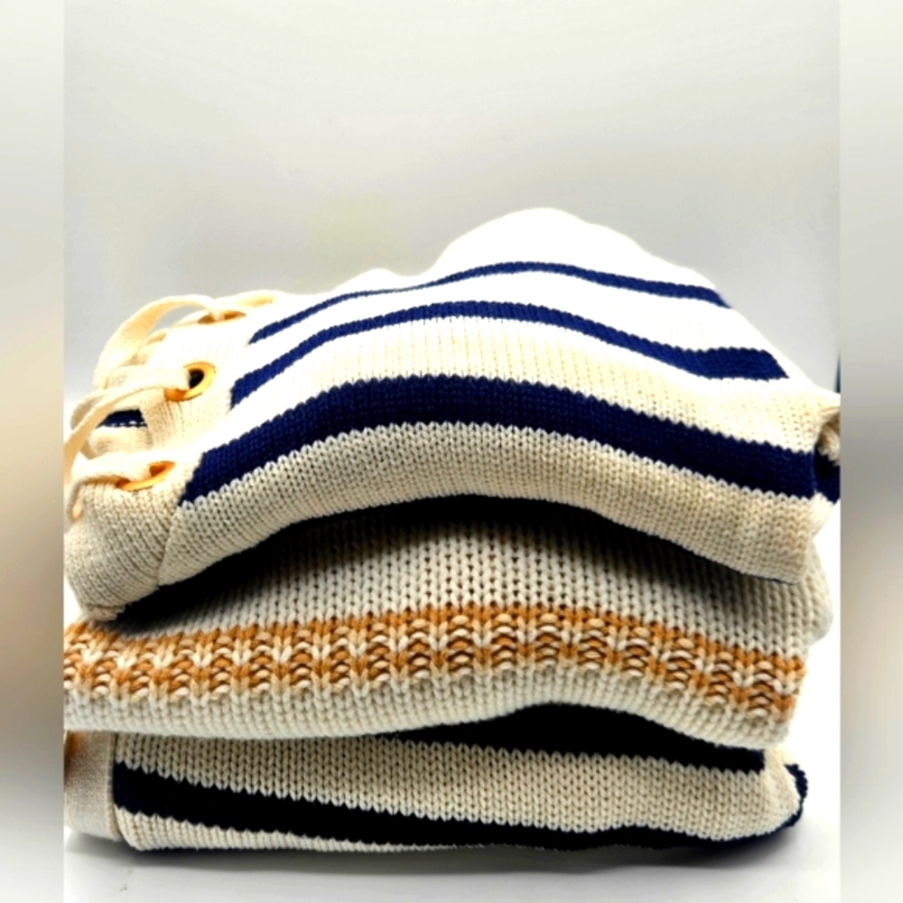 LOT of Junior Sweaters Crop Oversized Fits Girl Sz 12 To 14 Sincerely Jules